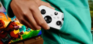 Microsoft’tan Cep Boyutunda Yeni Oyun Kolu: Xbox Nano