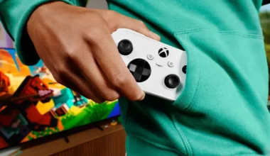 Microsoft’tan Cep Boyutunda Yeni Oyun Kolu: Xbox Nano