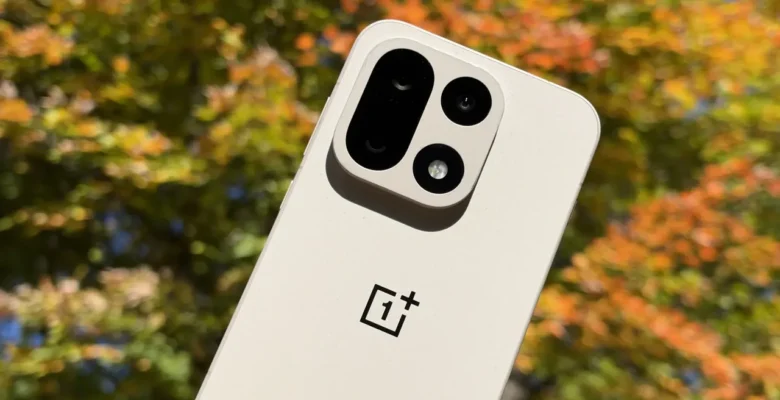 OnePlus 16 Satışa Çıktı: İlk Saatte 70 Bin Adet Satıldı