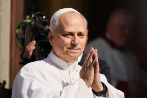 Papa Leo: Yapay Zeka Silahsızlandırılmalı, Makineler Araçtır