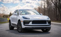 Porsche’den Stratejik Karar: Benzinli Macan Geri Dönüyor