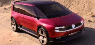 Renault E-Space konsepti sergilendi: MPV’nin babası Espace elektrikle geri döndü!