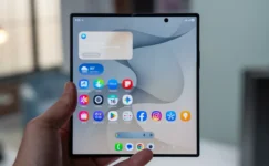 Samsung’dan Yeni Katlanabilir Telefon: Çin’e Özel Çıkıyor