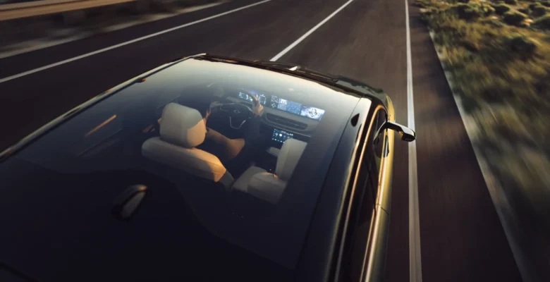 Şişecam’dan Togg T10F’e akıllı cam tavan: Perdeye gerek kalmayabilir
