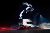 Tesla Roadster 612 km/s Hız Sınırını Roket Motorlarıyla Aşacak