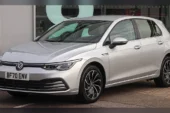 Volkswagen elektrikli Golf projesini askıya aldı, takvim kayıyor