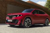 Yeni BMW iX4 tanıtıldı! 10 dakikada 296 km menzil kazandırıyor